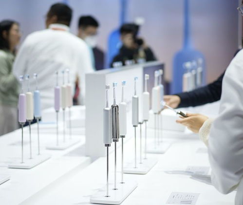 徕芬新品亮相AWE2024 以创新科技引领小家电新时代